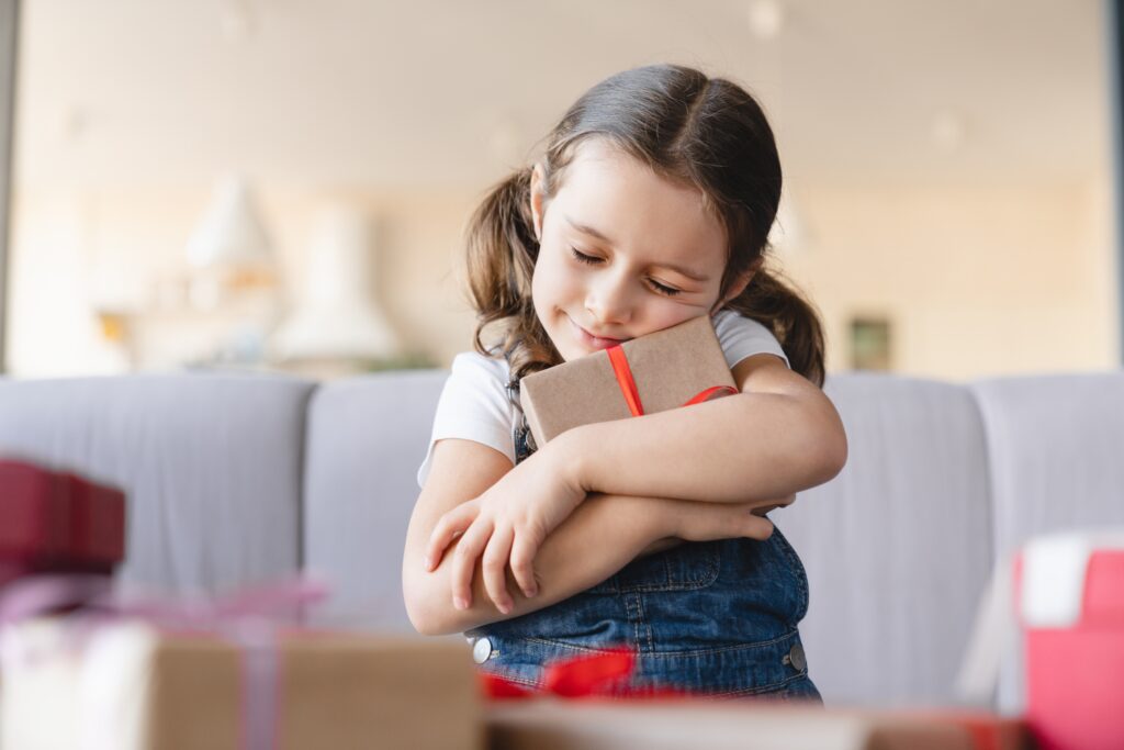 ¿Cuándo puede privarse a uno de los progenitores de tomar parte en las decisiones más trascendentes de la vida de su hijo?